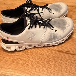 On Running Men's White and Black Athletic Shoes